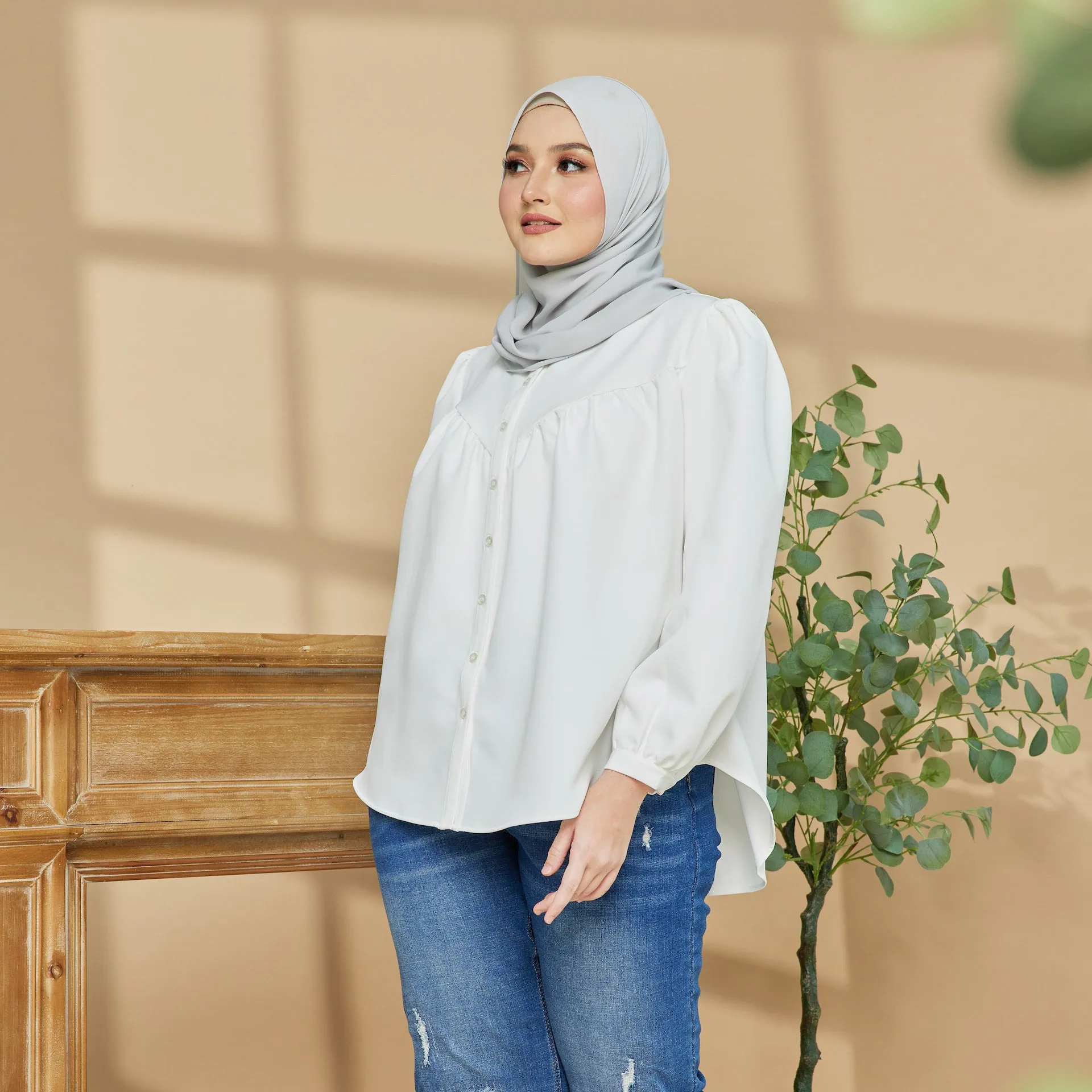 Dareen Blouse - White